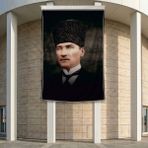 Kalpaklı Gazi Mustafa Kemal Atatürk Portresi Poster Bayrak Premium Raşel Kumaş ATA35 2X3M