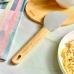 Karaca X Refika Gadgets Ahşap Saplı Silikon Spatula