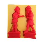 Karagöz Hacivat Şeklinde Silikon Pasta ve Seker Hamuru Kalibi 8x4x2 cm