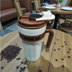 Karasu Dijital Sıcaklık Göstergeli 600 ml Paslanmaz Çelik Kupa Termos - Kahverengi - Beyaz - 0,60 lt