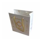 Karton İpsaplı Hediye Çantası Saray Desenli GOLD 15X17X8 10 Adet Beyaz