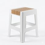 Kaymaz Tabanlı Ev Ofis Taburesi - 120 Kg Taşıma Kapasiteli Kaymaz Banyo Taburesi - Çocuk Taburesi - 35x45x40 cm (Büyük Turuncu)
