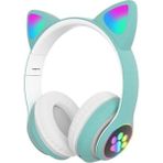 Kedi Figürlü Bluetooth Kulaklık – LED Işıklı Kulak Detaylı, Kablosuz Bluetooth 5.0, Tf Kart Destekli, Şarj Edilebilir, Güçlü Baslı, Çocuk ve Gençler Için Renkli ve Eğlenceli Kulaklık Modeli - Yeşil