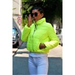 Keyifli Moda Kadın Neon Yeşil Dik Yaka Su Geçirmez Kısa Şişme Mont - 42