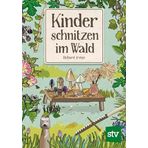 Kinder schnitzen im Wald