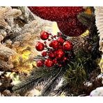 Kırmızı Simli Dekoratif Noel Ağacı Süsü, Yapay Berry Dalları, 20 cm, Yılbaşı Temalı Ev Dekorasyonu