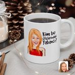 Kişiye Özel Kadın Kim Bu Gözlerindeki Yabancı Karikatürlü Beyaz Kupa Bardak