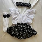 Kız Çocuk Siyah Puantiye Salopet Bandana ve Kalp Keçeli Çorap Set - 9 - 12 Ay