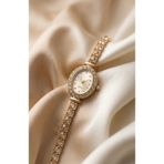 KLISHE Butik Valentina Kadın Çelik Saat Gold Renk Oval Kasa Taş Detaylı Vintage Saat Old Money Luxury Zarif Şık Kadın Kol Saati Premium Limited Edition 2026