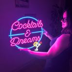Kokteyller ve Düşler Neon Duvar Sanatı, Neon Duvar Tabelası, Neon Duvar Dekoru, Led Oda Dekoru, Ev Bar Neon Tabelası, Parti Neon Işık, Pub Bar Led Tabelası, Kokteyl Bar Tabelası, (Uzaktan Kumandasız)