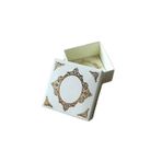 Komple Karton Kutu Saray Desen Gold Yaldız 4X4X2 CM - 50 Adet Krem