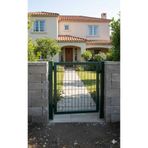 KONSEP BAHÇE KAPISI PANEL ÇİT KAPI ÜSTEN MANDALLI 100 CM X150 CM YEŞİL RENK TEL GÖZ ARALIĞI 5X15CM PEVRAZLI