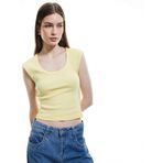 Koton Slim Fit Pamuklu Kolsuz U Yaka Basic Crop Body