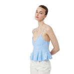 Koton Volanlı V Yaka Pamuklu Askılı Slim Fit Dikiş Detaylı Crop Bluz