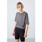 Koyu Gri Polyester Nefes Alan Dokulu İnce Esnek Oversize Fit Performans Kadın T-Shirt - 97284