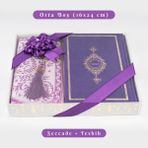 Kuran + Seccade + Tesbih Hediye Seti (Orta Boy, Termo Deri, Desenli Kutu, Mor) - Orta Boy - 16x24 cm