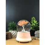 Lapidaria Ağaç Altında Oturan Romantik Çift Püskürtmeli Büyük Boy Kar Küresi