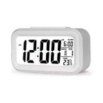 Larskas Dekoratif Dijital Alarmlı Saat, 12/24 Dönüştürme Gece Görüşlü Yatak Başucu Saati Masa Saati LED Ekran Pilli Çalar Saat 13 x 4.5x 7.5cm (Beyaz)