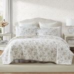 Laura Ashley - İkiz Yorgan Seti, Ters Çevrilebilir Çiçekli Pamuklu Yatak Takımı, Eşleşen Şamlı, Her Mevsim için Ev Dekoru (Duvarlı Bahçe Kahverengi, İkiz)