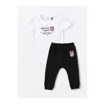 LC Waikiki LCW baby Bisiklet Yaka Kısa Kollu Beşiktaş Baskılı Erkek Bebek Çıtçıtlı Body ve Pantolon 2'li Takım