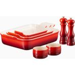Le Creuset 5 Parça Seramik Fırın Kabı ve Tuz-Biber Değirmeni Seti - Kırmızı
