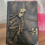Legend Deri Tiyatro Yarım Maske Hakiki Deri Italyan Deri El Yapımı Kırışık Defter - Akaju Açık Kahve - 14.20 cm