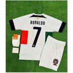 Legent Lady Portekiz 2022-23 Sezon Cristiano Ronaldo Deplasman Çocuk Forması 4'lü Set - 6 - 7 Yaş - Beyaz
