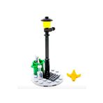 Lego 5701365704021 Marvel Sokak Lambası Çöp Kutusu Balık Kemik Muz Şişe