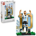LEGO Editions Lionel Messi – Futbol Efsanesi 43015-12 Yaş ve Üzeri Çocuklar için Figür ve Baskılı İsim Levhası İçeren Yaratıcı Oyuncak Yapım Seti, Doğum Günü Hediyesi Fikri (958 Parça)