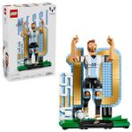 LEGO® Editions Lionel Messi – Futbol Efsanevi 43015 - 12 Yaş ve Üzeri Çocuklar için Dekoratif Model Yapım Seti (958 Parça)