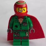 Lego Hidden Side Douglas Elton El Fuego Coveralls with Helmet and Cape Minifigür
