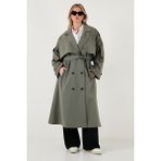 Lela Oversize Fit Kruvaze Yaka Düğmeli Kemerli Uzun Trençkot Bayan Trençkot 6839476 - Haki - Standart