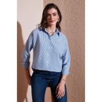 Lela Regular Fit Çizgili Göğüs Cepli Dokulu Bayan Gömlek 6772870 İNDİGO
