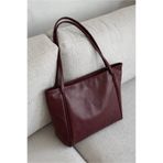 Lemur Leather Bordo Yumuşak Deri Kadın Omuz Çantası – Büyük Boy (40x30) – Geniş İç Hacim – Günlük & Şık”