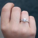 Lilarote Pırlanta 2.12 ct Kenarı Taşlı Pırlanta Topaz Tektaş Yüzük
