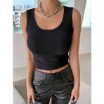 Liona Siyah Renk Kalın Askılı Kare Yaka Düz Desensiz Fitilli Likralı Kaşkorse Crop Top Bluz