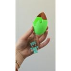 Lisinya Kırılan Yumurta 3D Anahtarlık 1 Adet Yeşil Kahverengi