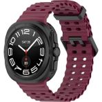 Lopard Samsung Galaxy Watch Ultra 47MM KRD-118 Tırtıklı Delikli Fenomen Silikon Kordon - Koyu Kırmızı
