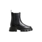 Love Moschino Deri Logolu Kalın Tabanlı Bot Bayan BOT JA24075G0NIA0000