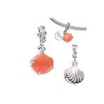 Lovecharm Gümüş Mercan Renkli Çift Sallantılı Deniz Kabuğu Charm