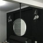 Lsoiup Tavan Dekoratif Aynaları, Siyah Metal Çerçeve ve Bom ile Yuvarlak Asma Duvar Aynası - Banyo ve Yatak Odaları için Modern Temalı Dekor (Metal Arka, 70 cm Ayna + 50 cm Boom)