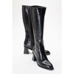Luvi Paradis Siyah Cilt Kadın Kalın Topuklu Çizme Suni Deri Malzeme ile Şık Tasarım