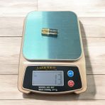 Luxter 15 kg / 1 G Mutfak Terazisi Pil ve Elektrikle Çalışabilme Özellikli + Pil Hediyelidir - Bej
