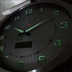 M3 Decorium 40cm Kaliteli Fosforlu Termometreli Tarih Göstergeli Duvar Saati