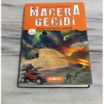 Macera Geçidi Yeni Dünyalarda 9.Baskı (Sahafiye Kitap)