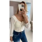 MADAME MELEK Deliklı Triko Crop Kolları Volanlı Crop Bluz