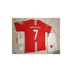 MANCH UNİTED 2008 RONALDO 7 RETRO KIRMIZI ÇOCUK FUTBOL FORMA 4 LÜ SET. FORMA+ŞORT+ÇORAP+BİLEKLİK CLASHON13