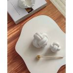 Mandalin Art Studio Beton Düğüm Şeklinde Dekoratif Obje Kitap Tutucu Modern Tasarım Ev ve Ofis Aksesuarı