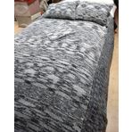 Mandaş Siyah Beyaz 280x260 cm Tavşan Tüyü Peluş El Dokuma Yumuşak Dokulu Çift Kişilik Yatak Örtüsü