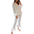 MaNMaNing B0C6M5QKLB Beyaz Renk Açık Omuz Üst + Kısa Alt Tüylü Kadın Pijama Takımı